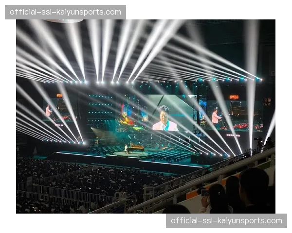 “魔鬼主场”的守护：探访辽宁体育馆的球迷文化