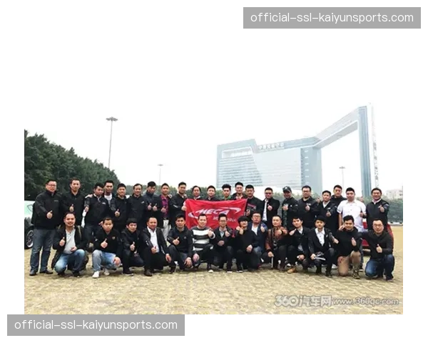 主裁判佩戴的麦克风在比赛中意外收录清晰对话，赛后音频处理流程受审查