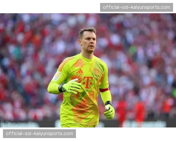 诺伊尔专访：谈门将在现代足球中作为“转换进攻第一发起点”的角色演变